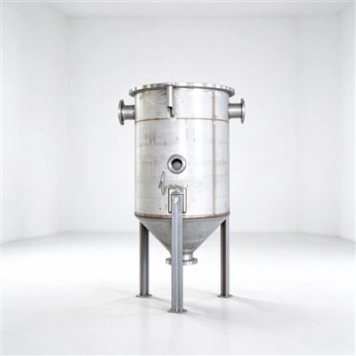 Vertical Shell And Tube Exchanger